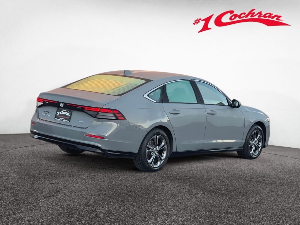 Used 2024 Urban Gray Pearl Honda EX-L image 26