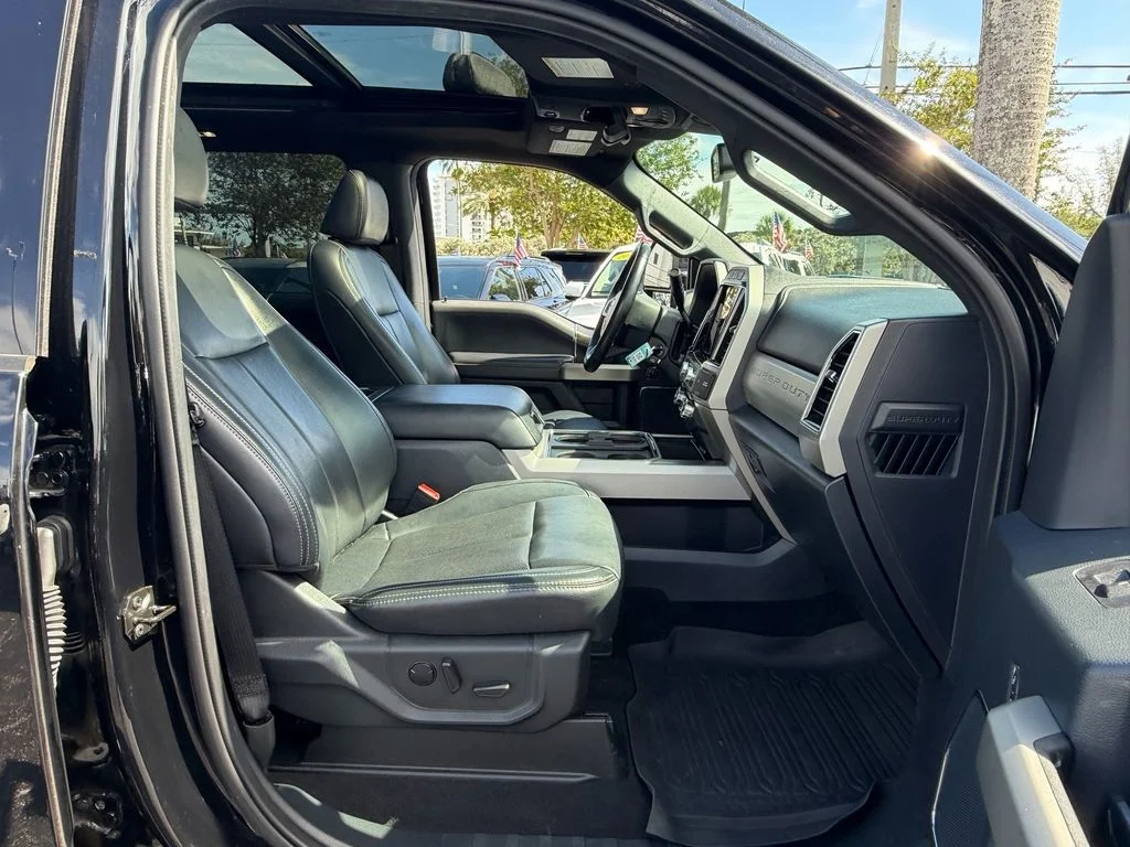 Used 2022 Black Ford Lariat image 17