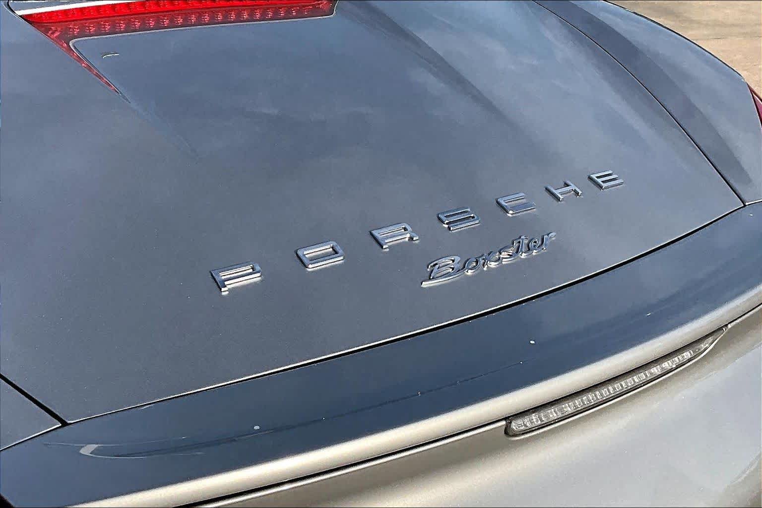 Used 2013 Platinum Silver Metallic Porsche  image 26