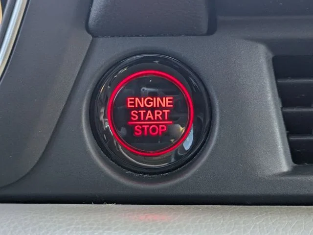 Used 2023  Honda Touring image 32