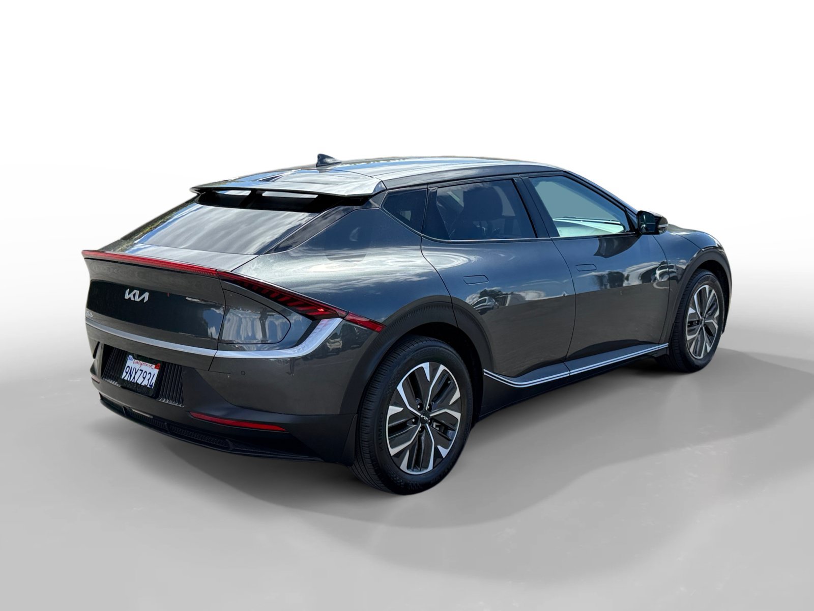 Used 2024 Gray Kia Light image 5