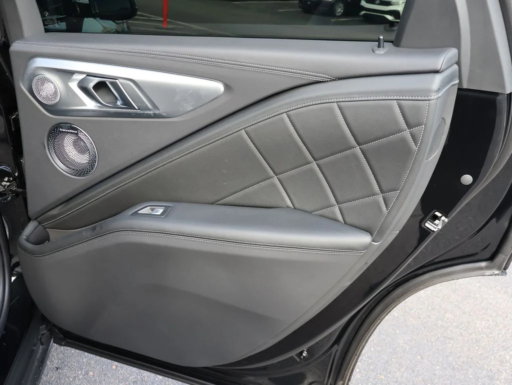New 2026 Black Sapphire Metallic BMW Label image 43
