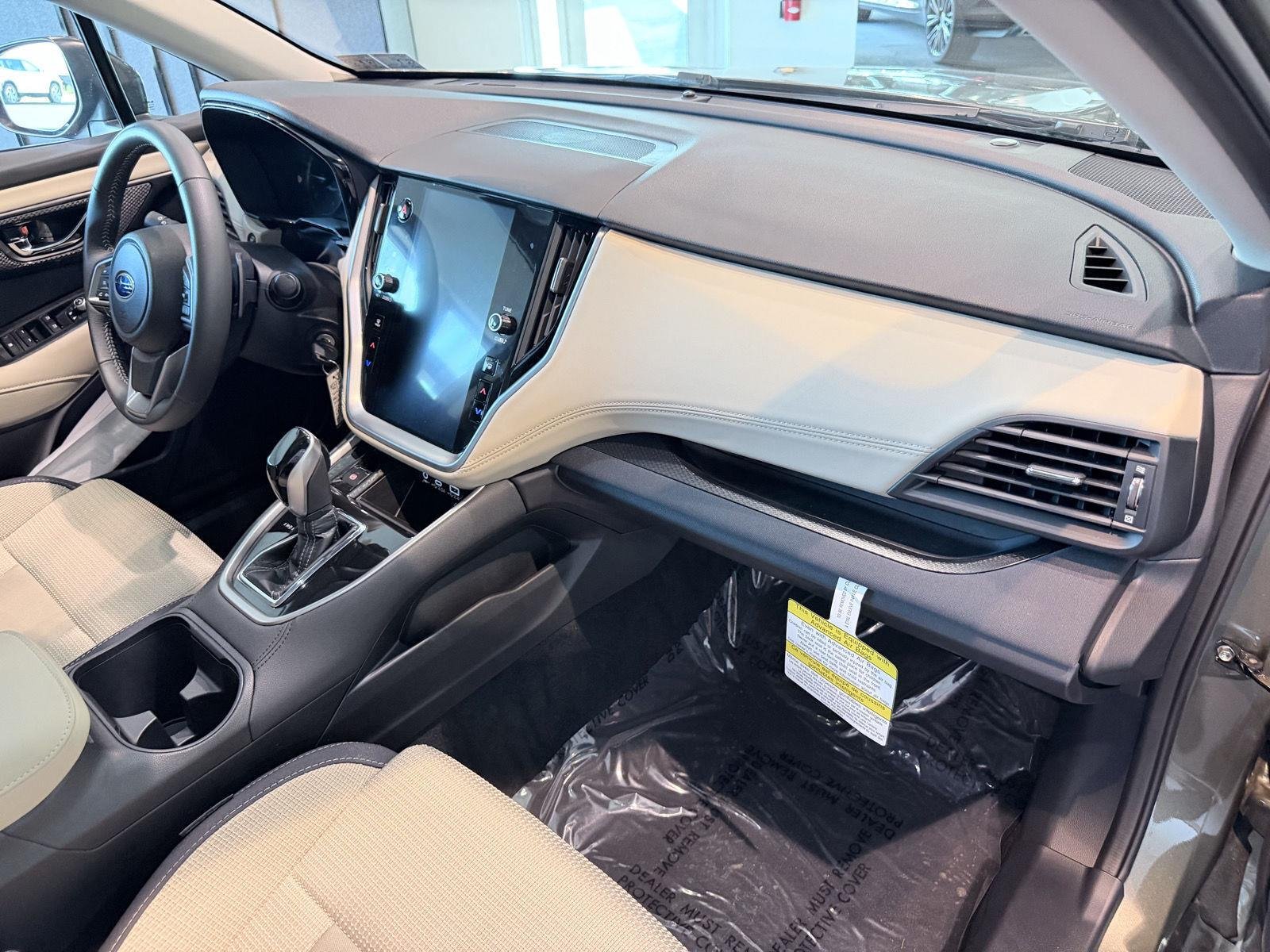 Used 2025 Autumn Green Metallic Subaru Premium image 31