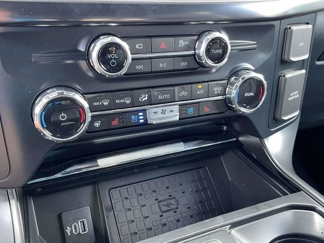 New 2026 Agate Black Metallic Ford Lariat image 8