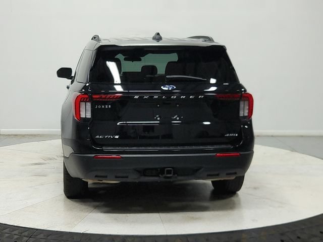 Used 2025 Black Ford Active image 7