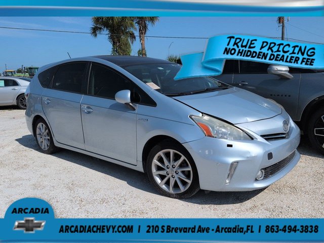 2013 Toyota Prius v Two