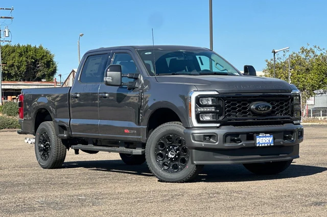 2026 Ford Super Duty F-250® Lariat®