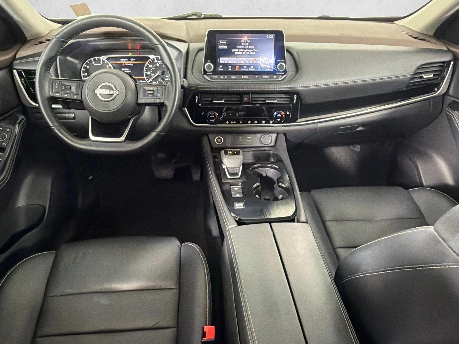 Used 2023 Super Black Nissan SL image 24