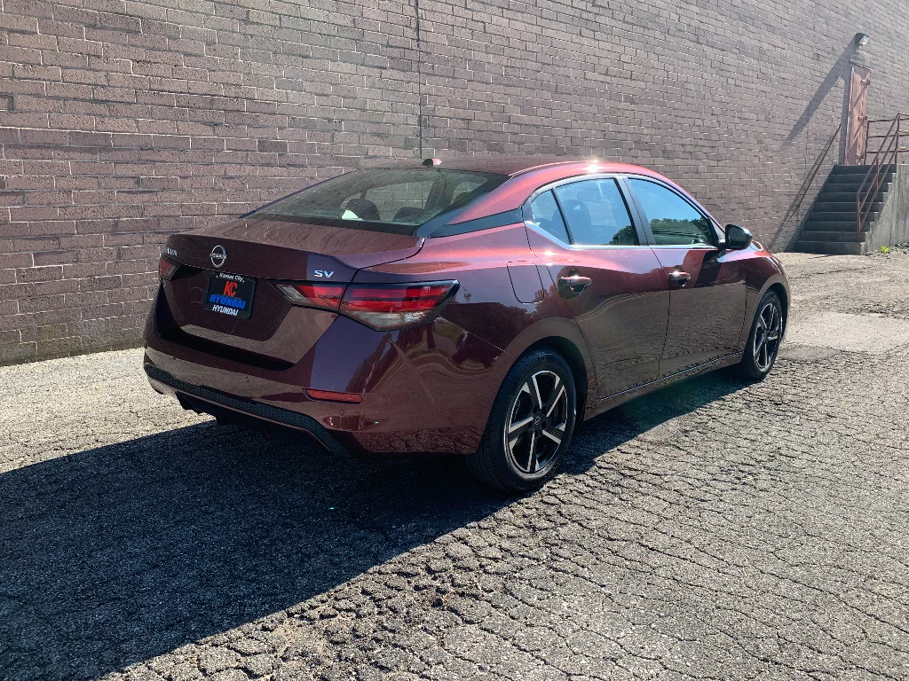 Used 2024 Rosewood Metallic Nissan SV image 5
