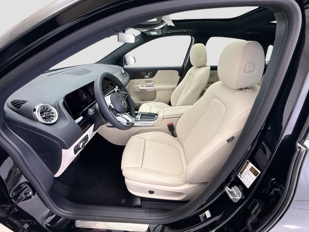 New 2026 Cosmos Black Metallic Mercedes-Benz GLA 250 image 18