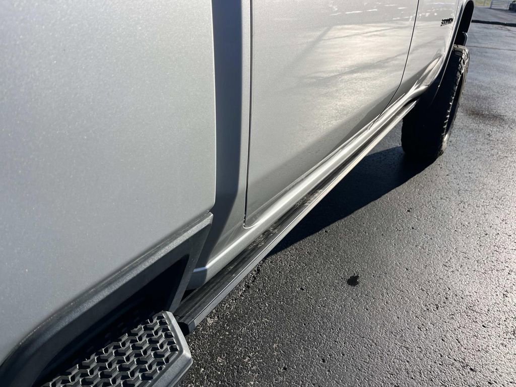 Used 2021 SILVER ICE METALLIC Chevrolet High Country image 24