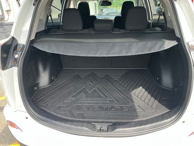 Used 2018 White Toyota Adventure image 21