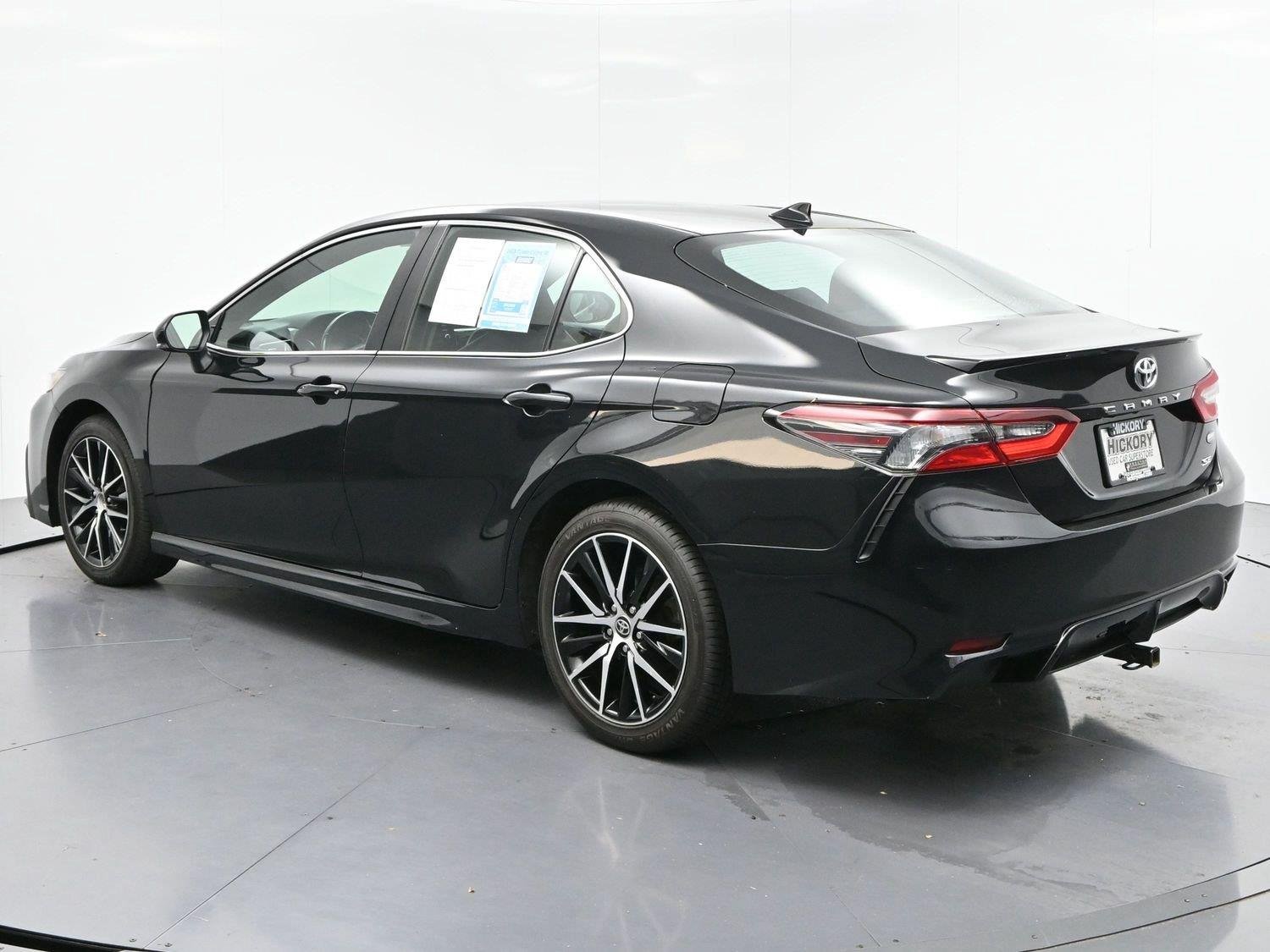 Used 2023 Midnight Black Metallic Toyota SE image 5