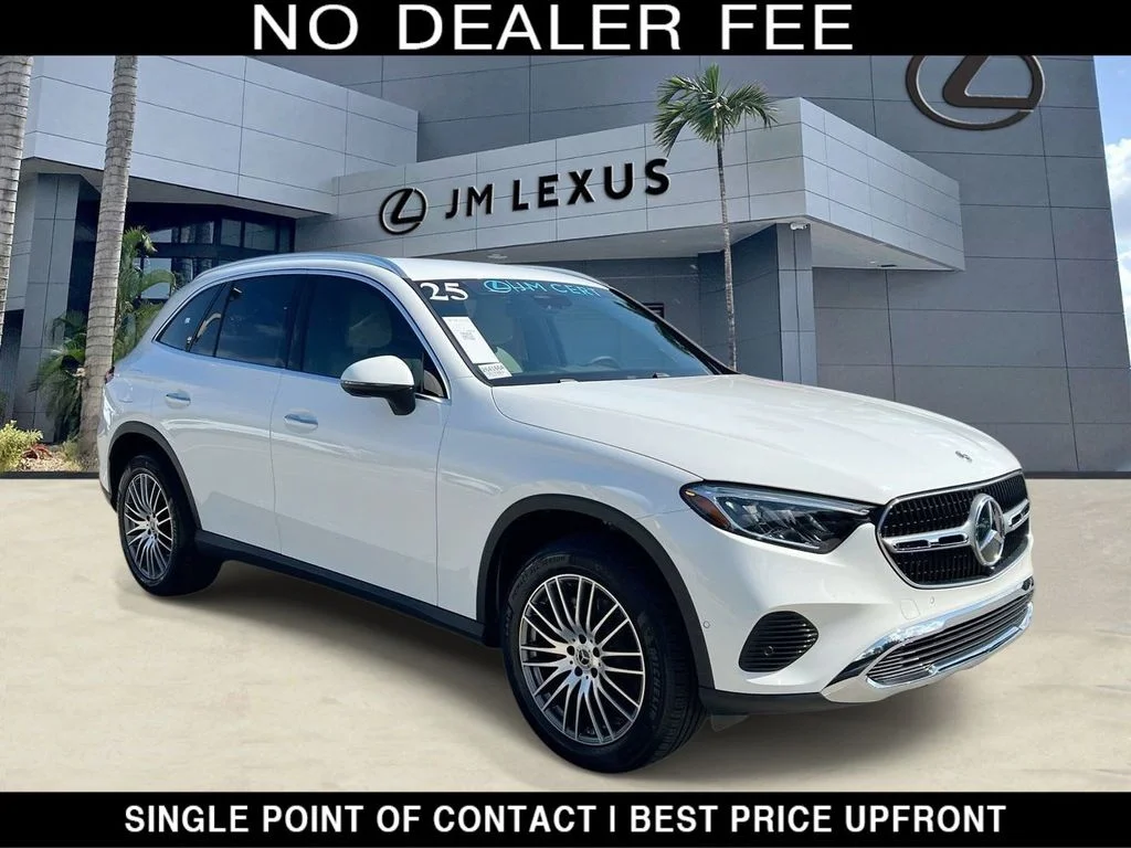 Used 2025 Polar White Mercedes-Benz GLC 300 image 1