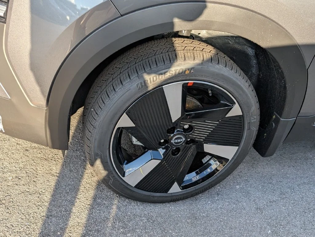 New 2026 Gun Metallic Nissan SR image 5