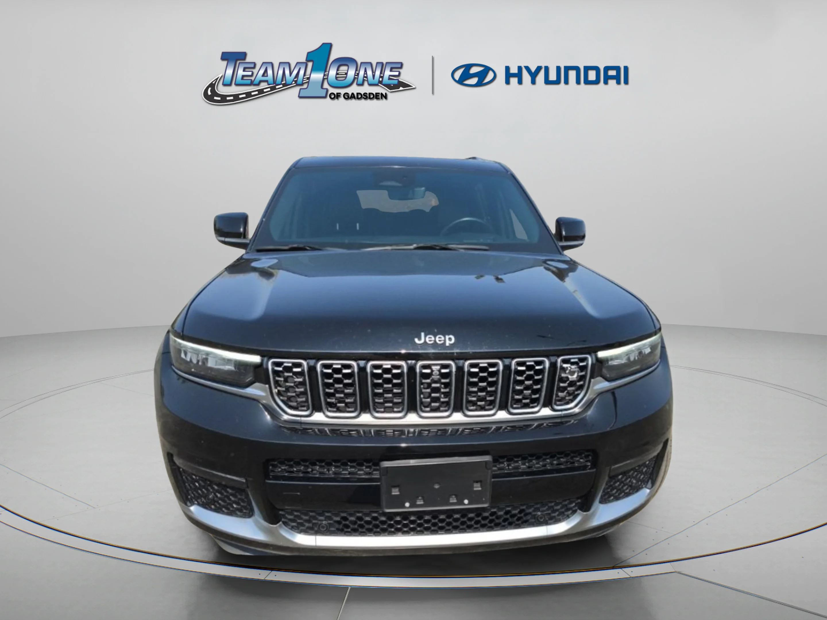 Used 2021 Diamond Black Crystal Pearlcoat Jeep Summit image 2