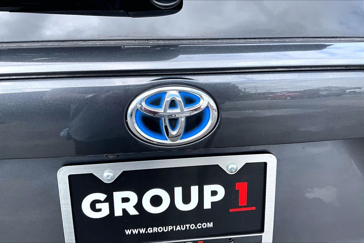 Used 2022 Magnetic Gray Metallic Toyota Hybrid LE image 10