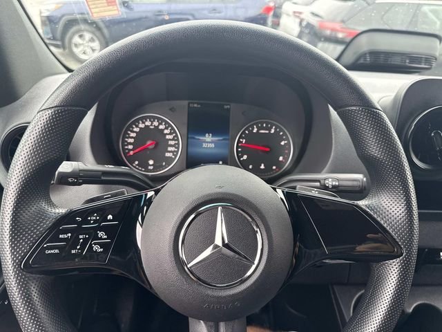 Used 2025 White Mercedes-Benz Cargo 144 WB image 29