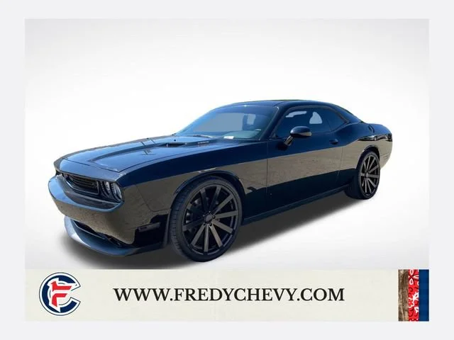 2014 Dodge Challenger R/T's photo