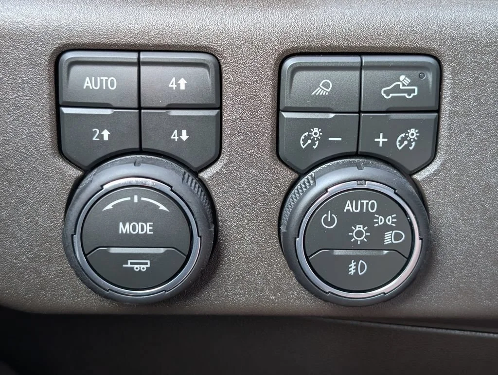 2026 Chevrolet Silverado 1500 LTZ - Photo 23