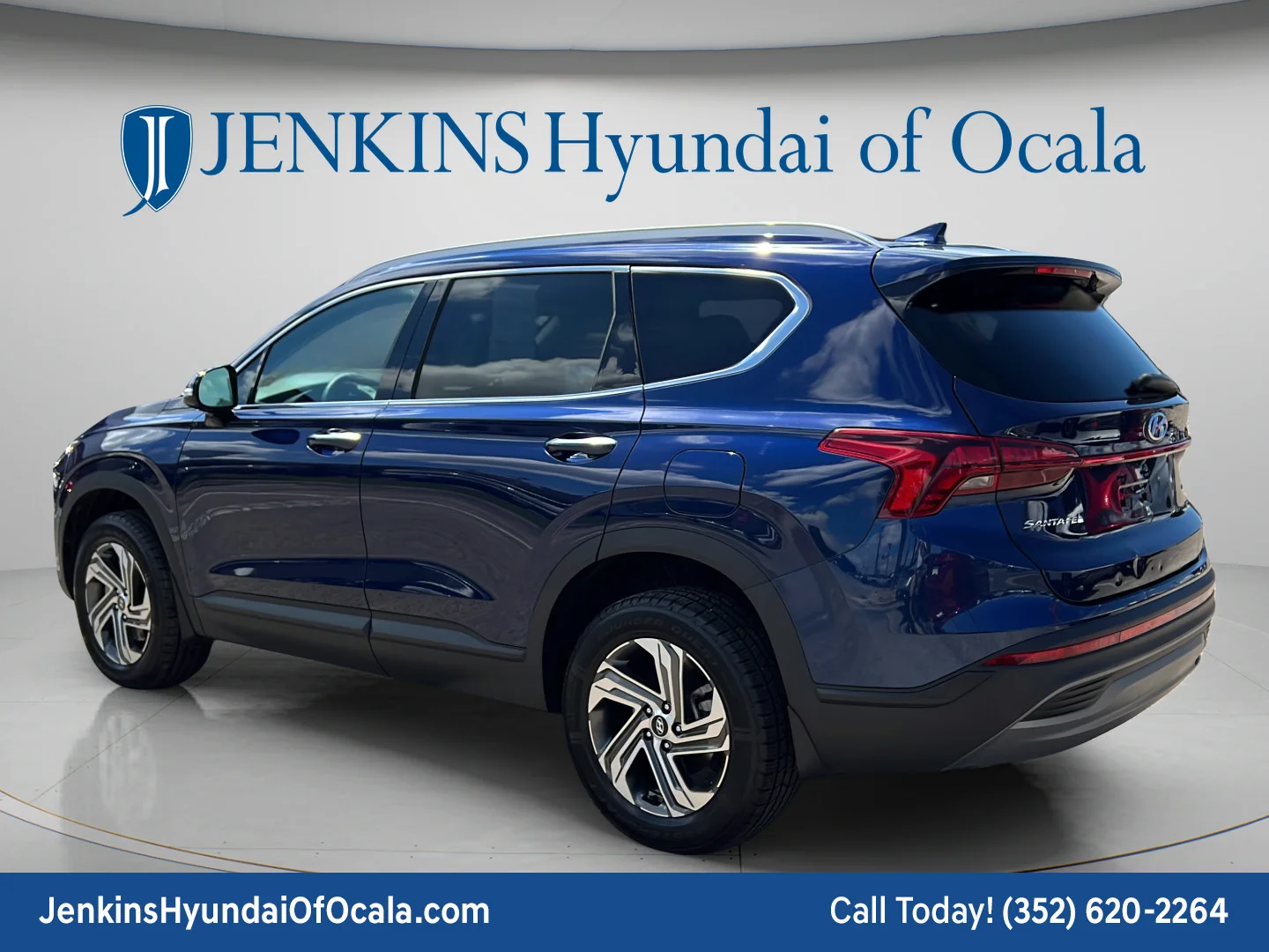 Used 2023 Stormy Sea Hyundai SEL image 5