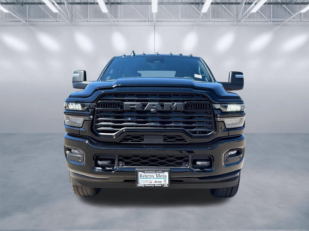 New 2026 Diamond Black Crystal Pearl-Coat Exterior Paint RAM Big Horn image 2
