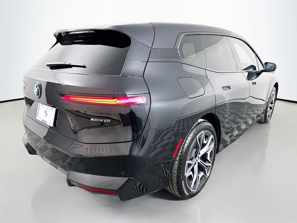 Certified Used 2024 Black Sapphire Metallic BMW xDrive50 image 5