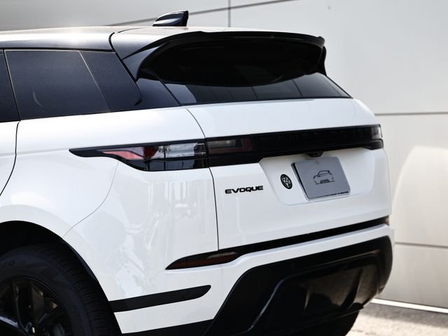 New 2026 Fuji White LAND ROVER S image 8
