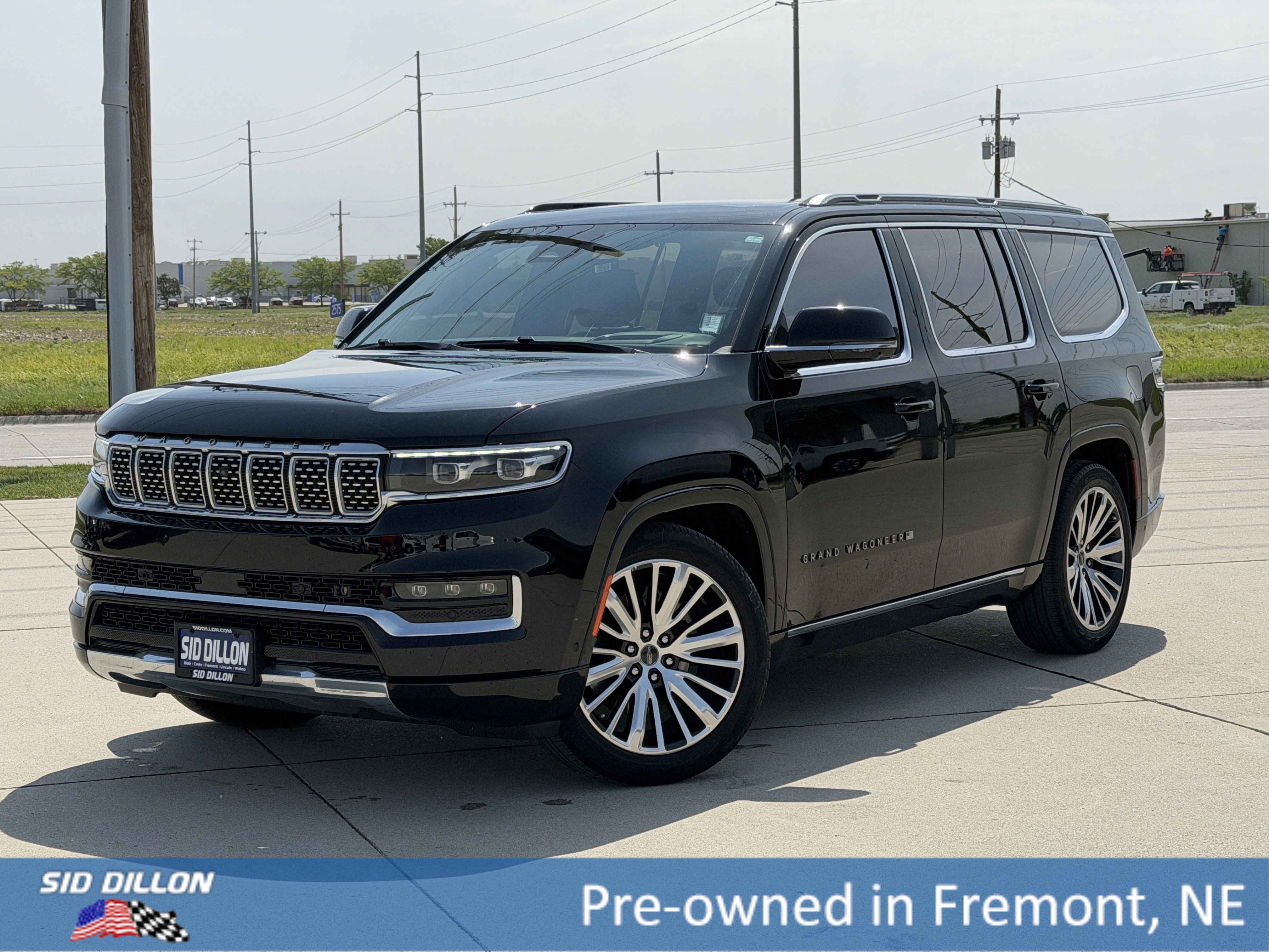 2023 Jeep Grand Wagoneer Series III 4WD's photo