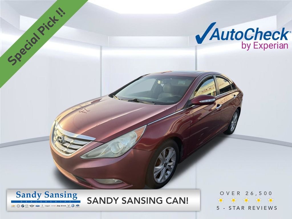 Used 2011 Red Hyundai Limited image 1