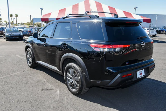 Used 2023 Black Nissan SV image 3