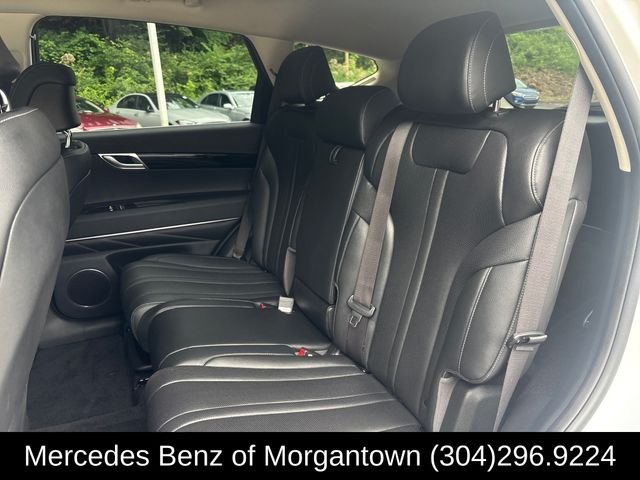 Used 2025 White Genesis 2.5T image 13