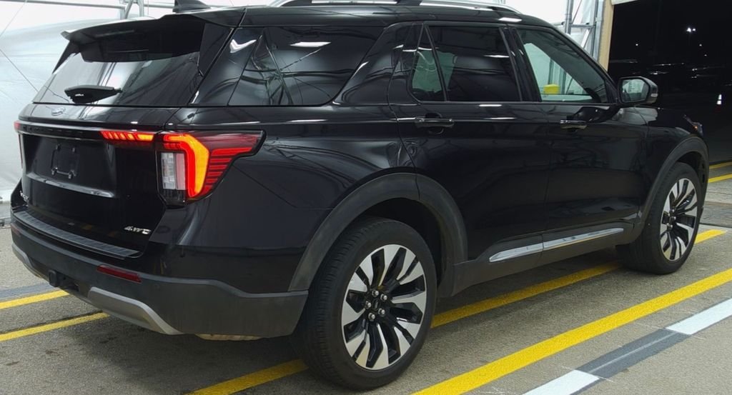 Used 2025 Ford Explorer Platinum with VIN 1FMUK8HH4SGB61946 for sale in Kansas City