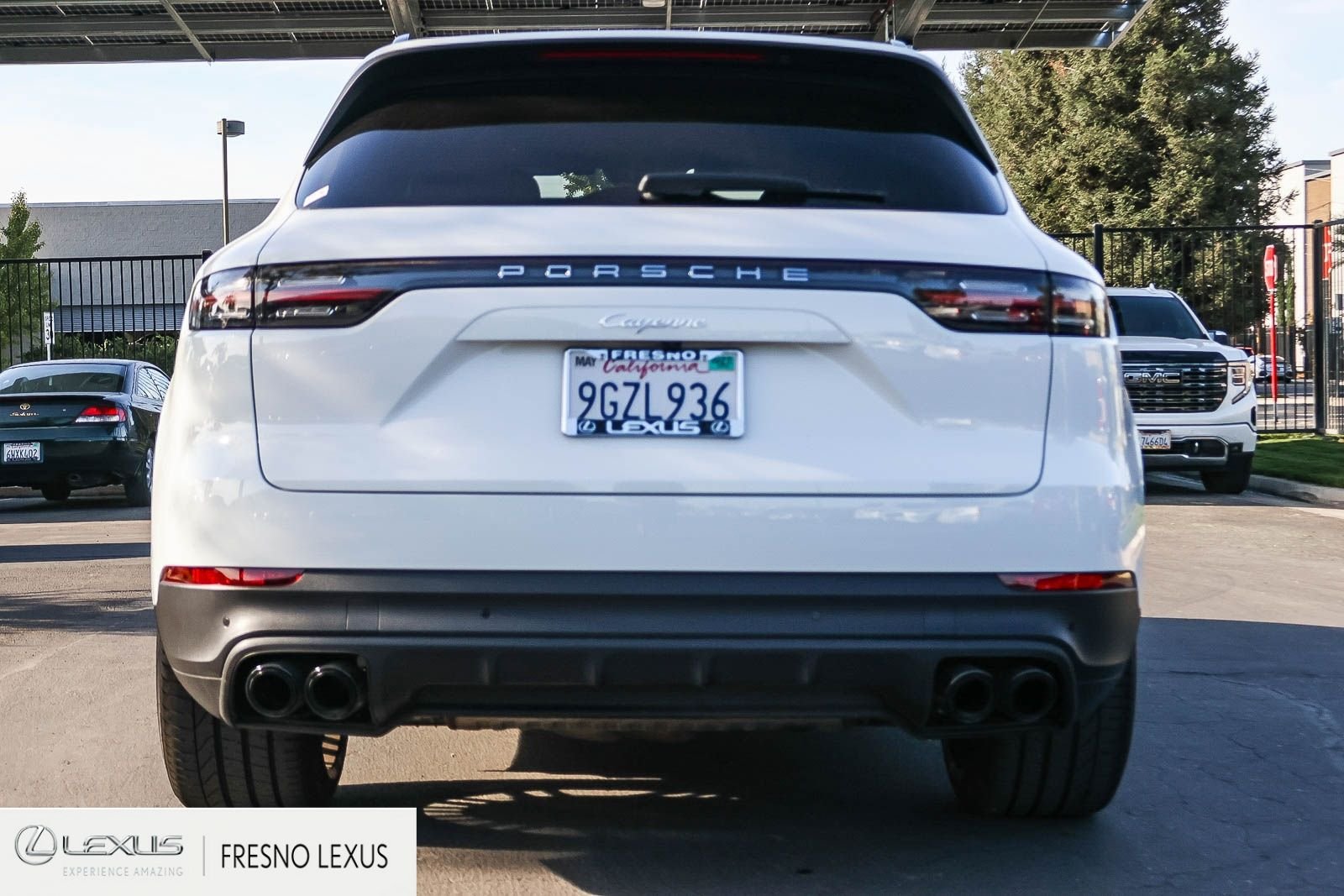 Used 2023 White Porsche Base image 5