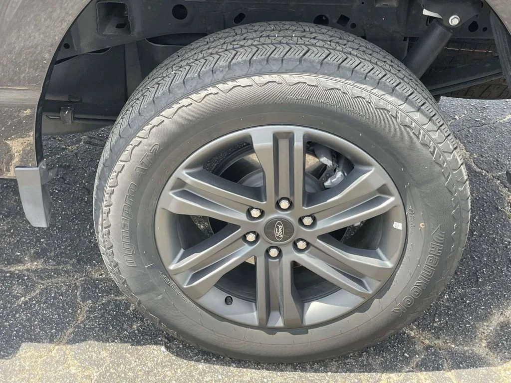 Certified Used 2023 Black Metallic Ford XLT image 9