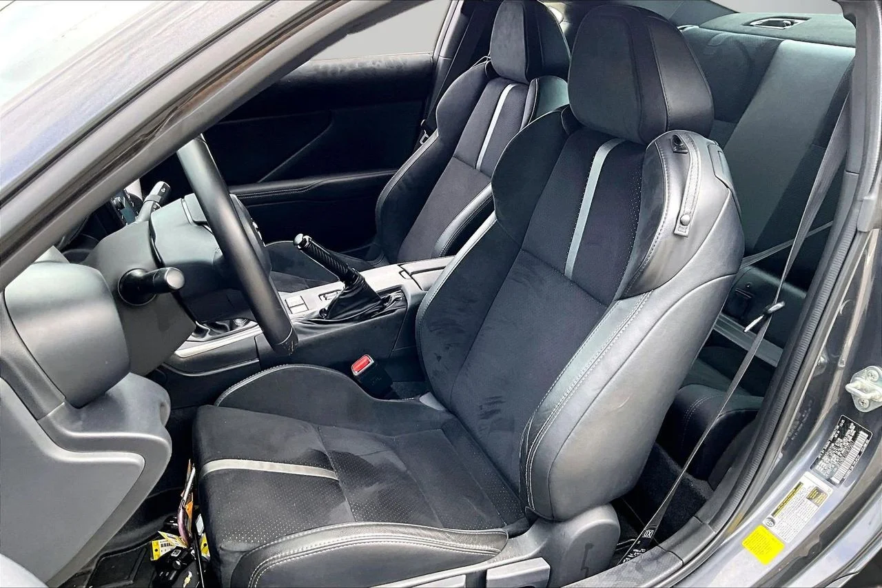 Used 2026  Toyota Premium image 19