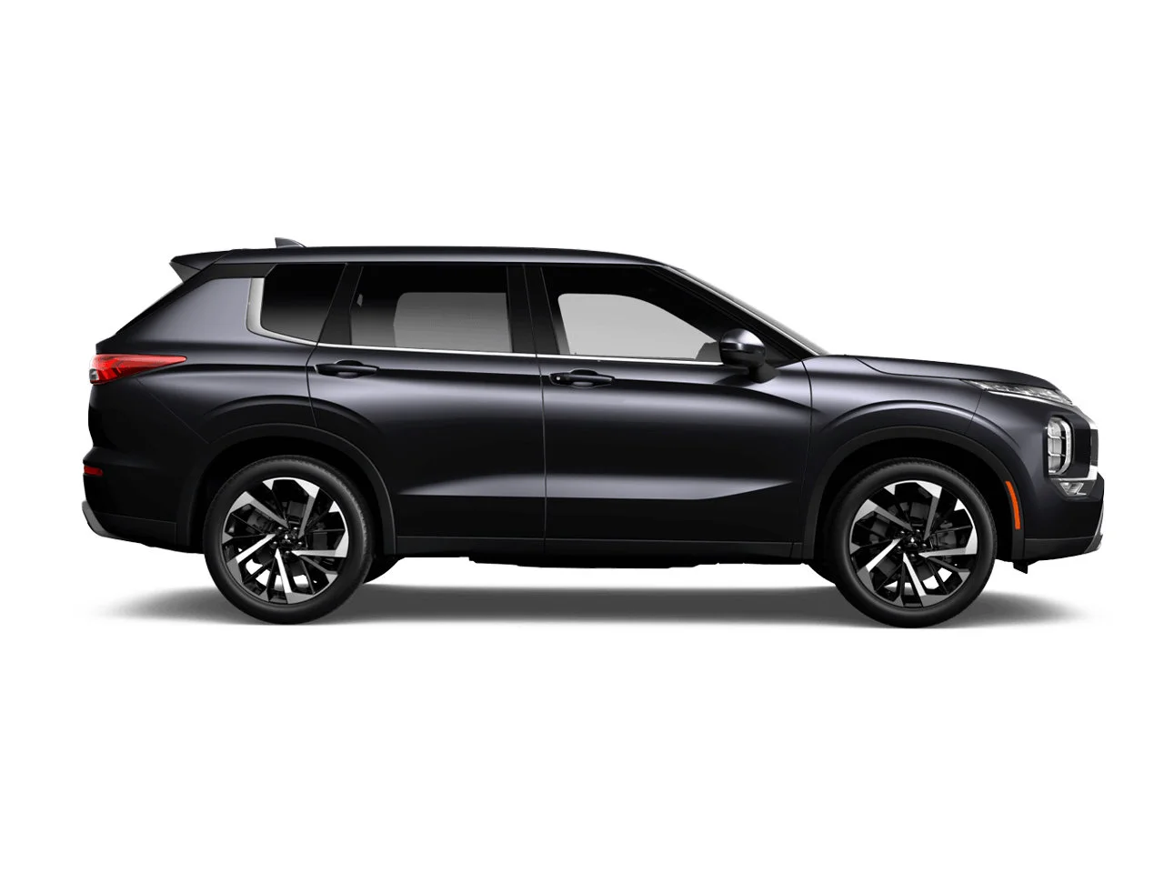 New 2026 Labrador Black Pearl Mitsubishi SE image 2