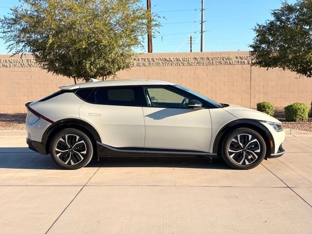 Used 2024 Glacier Kia Wind image 8