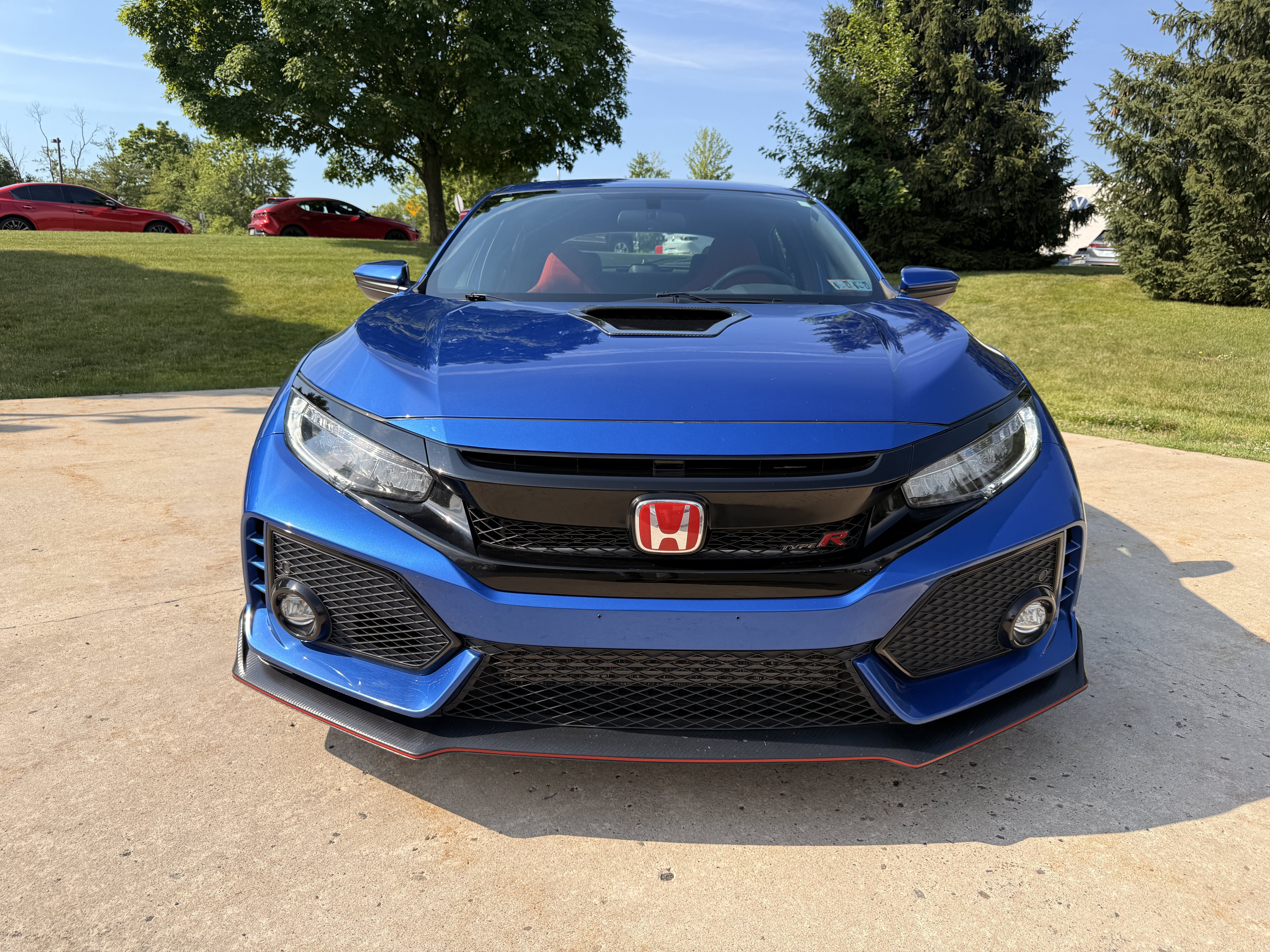 Used 2018 Blue Honda Touring image 7