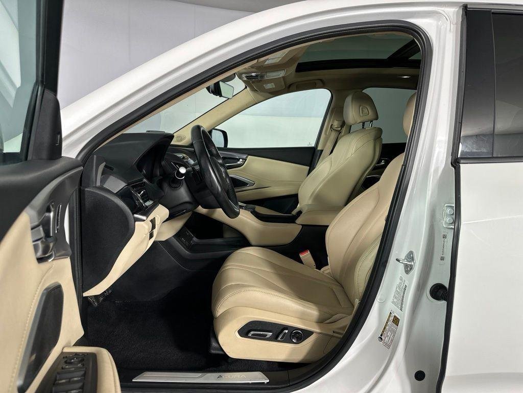 Used 2023 Platinum White Pearl Acura Base image 10