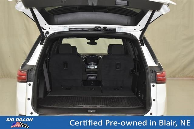 Used 2023 Summit White Chevrolet LT Cloth image 11