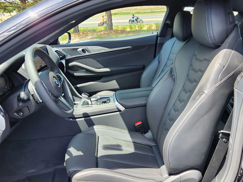 2026 BMW 8 Series 840i - Photo 9