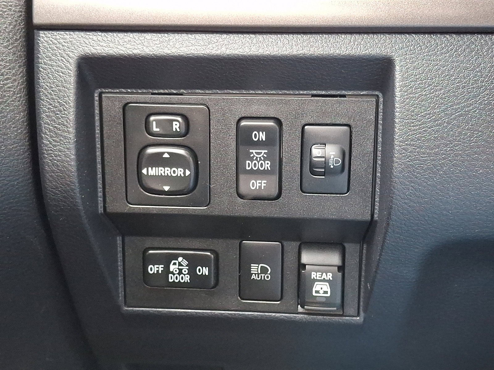 Used 2019 Cavalry Blue Toyota SR5 image 25