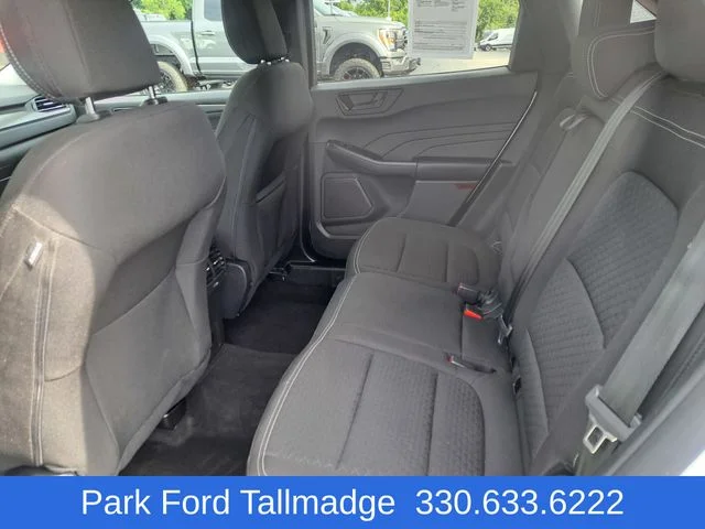 Used 2024 Oxford White Ford Active image 11