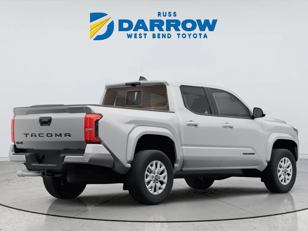 Used 2024 White Toyota SR5 image 3