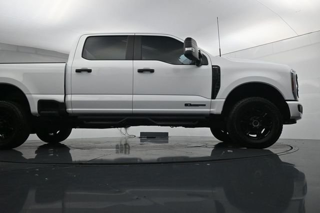 Used 2026 White Ford XL image 32