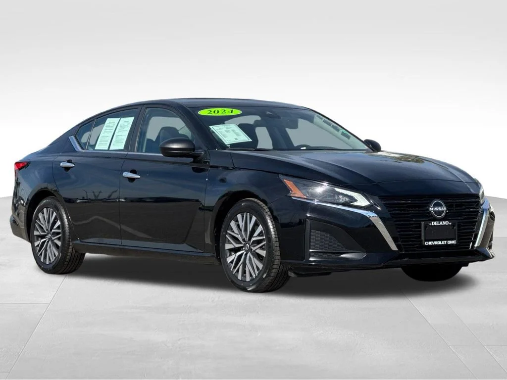 Used 2024 Black Nissan 2.5 SV image 7