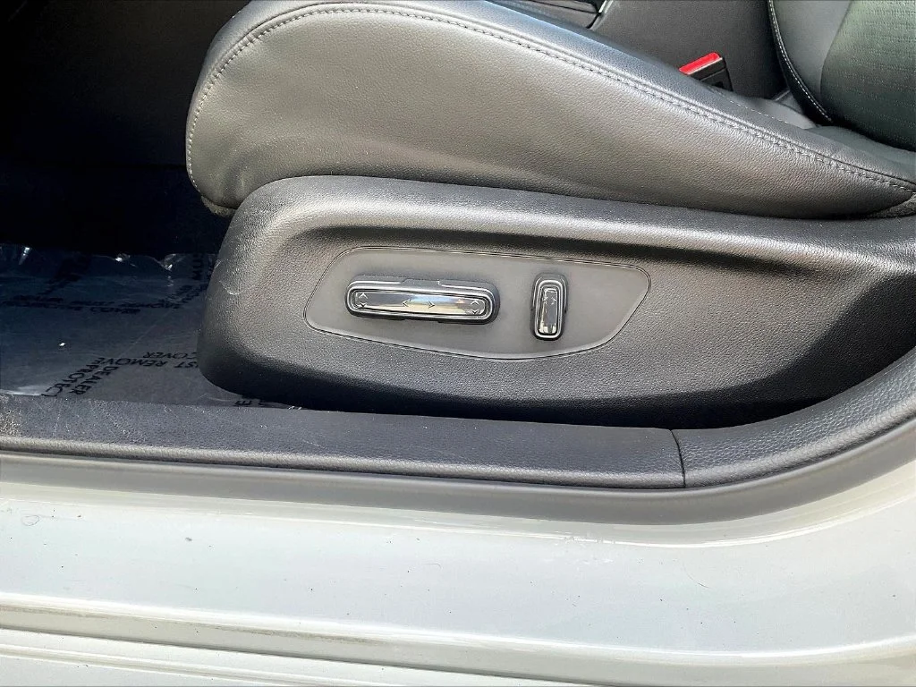 Used 2022 White Honda Sport Touring image 38