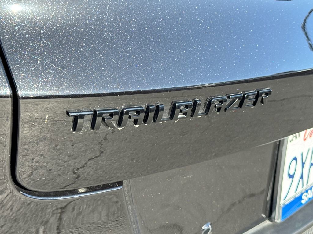 Used 2026 Mosaic Black Metallic Chevrolet RS image 15