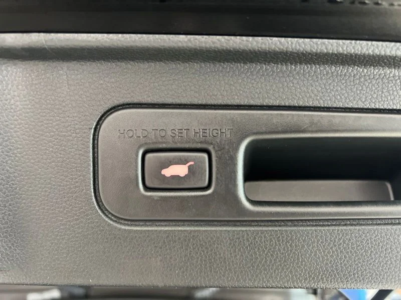 Used 2024  Honda EX-L image 9